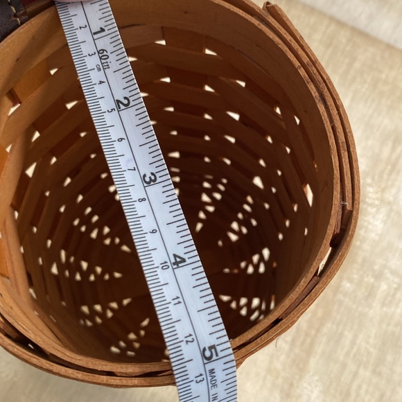 Longaberger wall basket - Picture 6 of 6